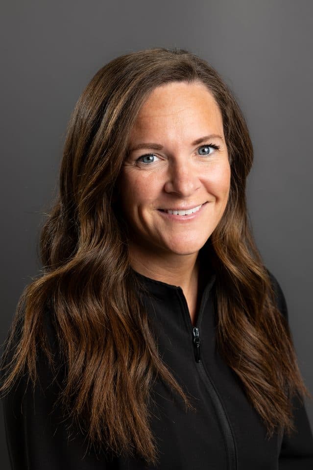 Tracie Longto, hygienist